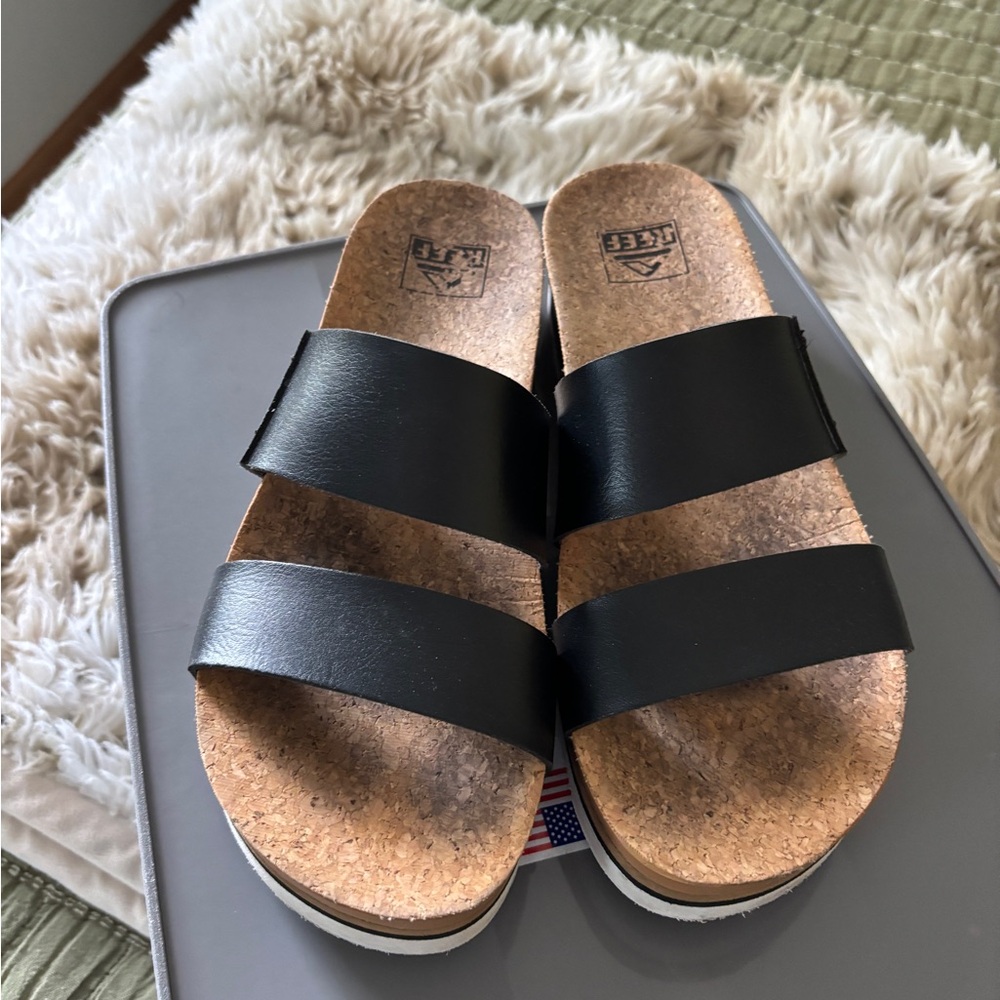 Reef double strap platform sandals